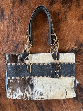 Pure Dixie Shopper Concealed Carry Ivory/Brown Cowhide Black Leather Bag
